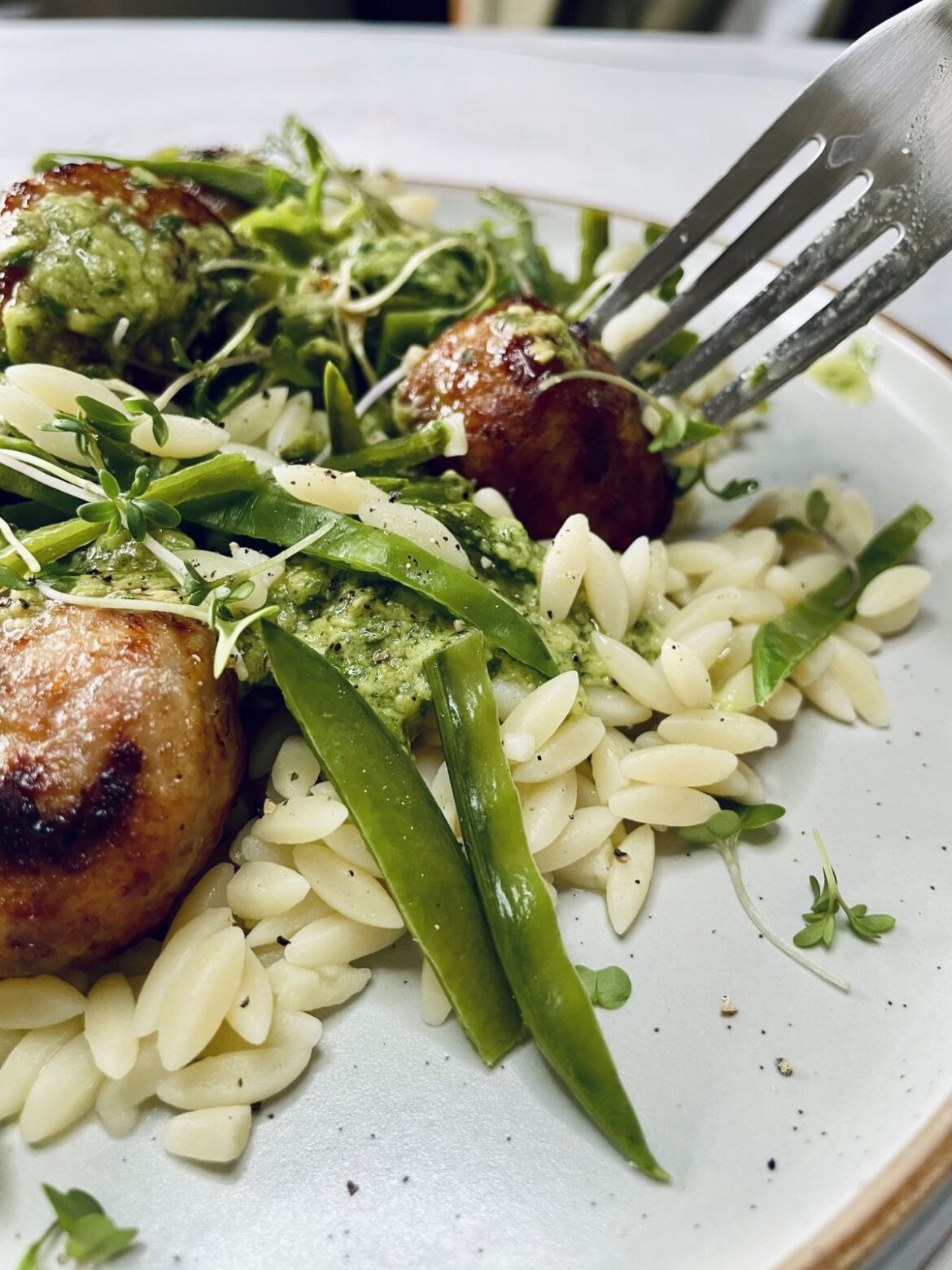 Orzo & Turkey Meatballs Salad With Avocado Dressing and Peas